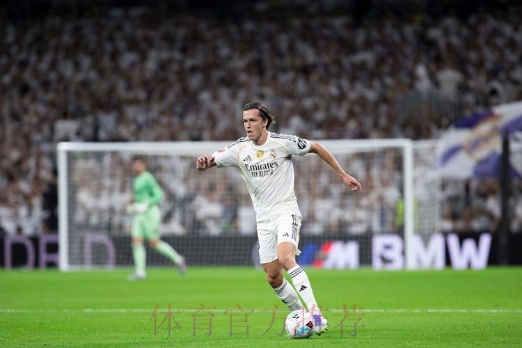 马卡:皇马满意今夏转会操作 相信可以冲击冠军